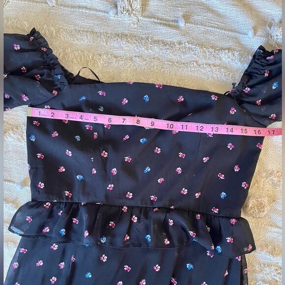 WAYF Cici Bustier Tiered Maxi Dress in Black Ditsy
size medium - Picture 5 of 16